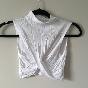 Boohoo Women’s White Sleeveless High Neck Front Twist Crop Top Size 4